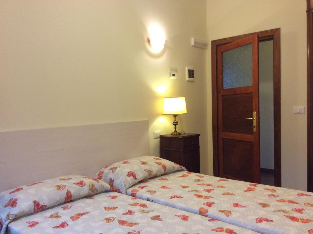 Cadorna Chalet Veleso Room photo